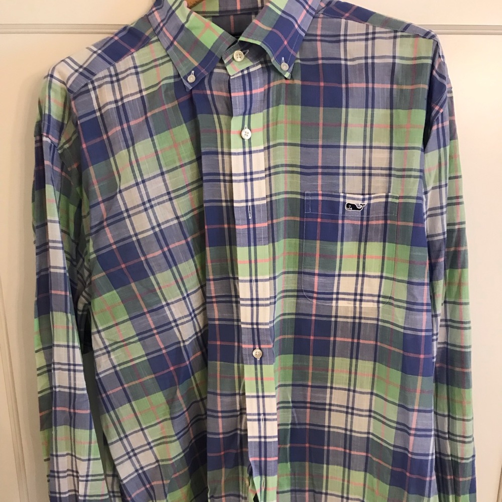 Men’s Vineyard Vines button down